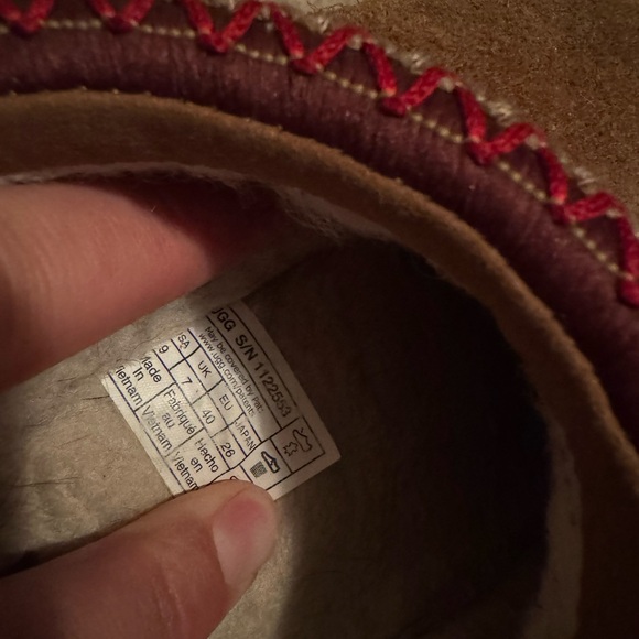 Tazz ugg - Picture 4 of 4